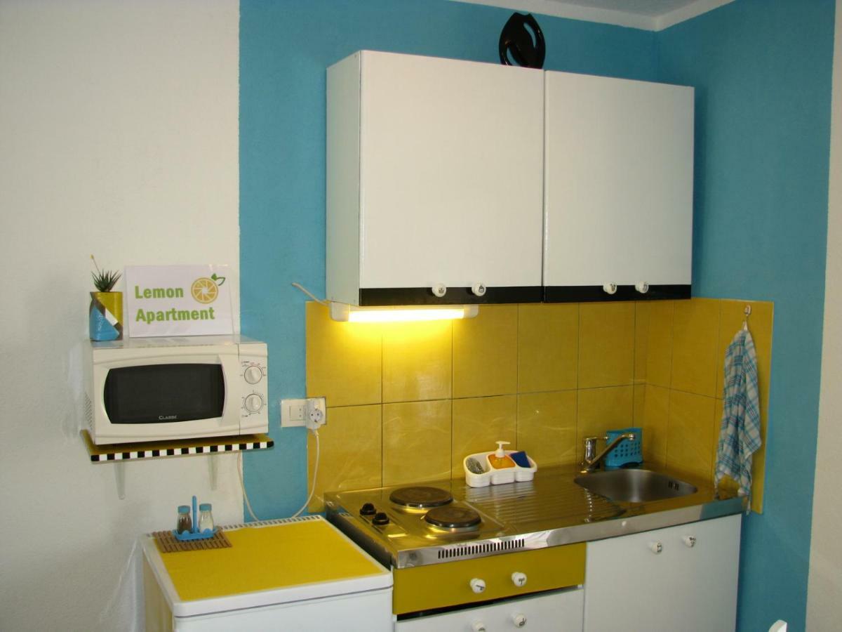 Apartments And Room Lemon Вис Экстерьер фото